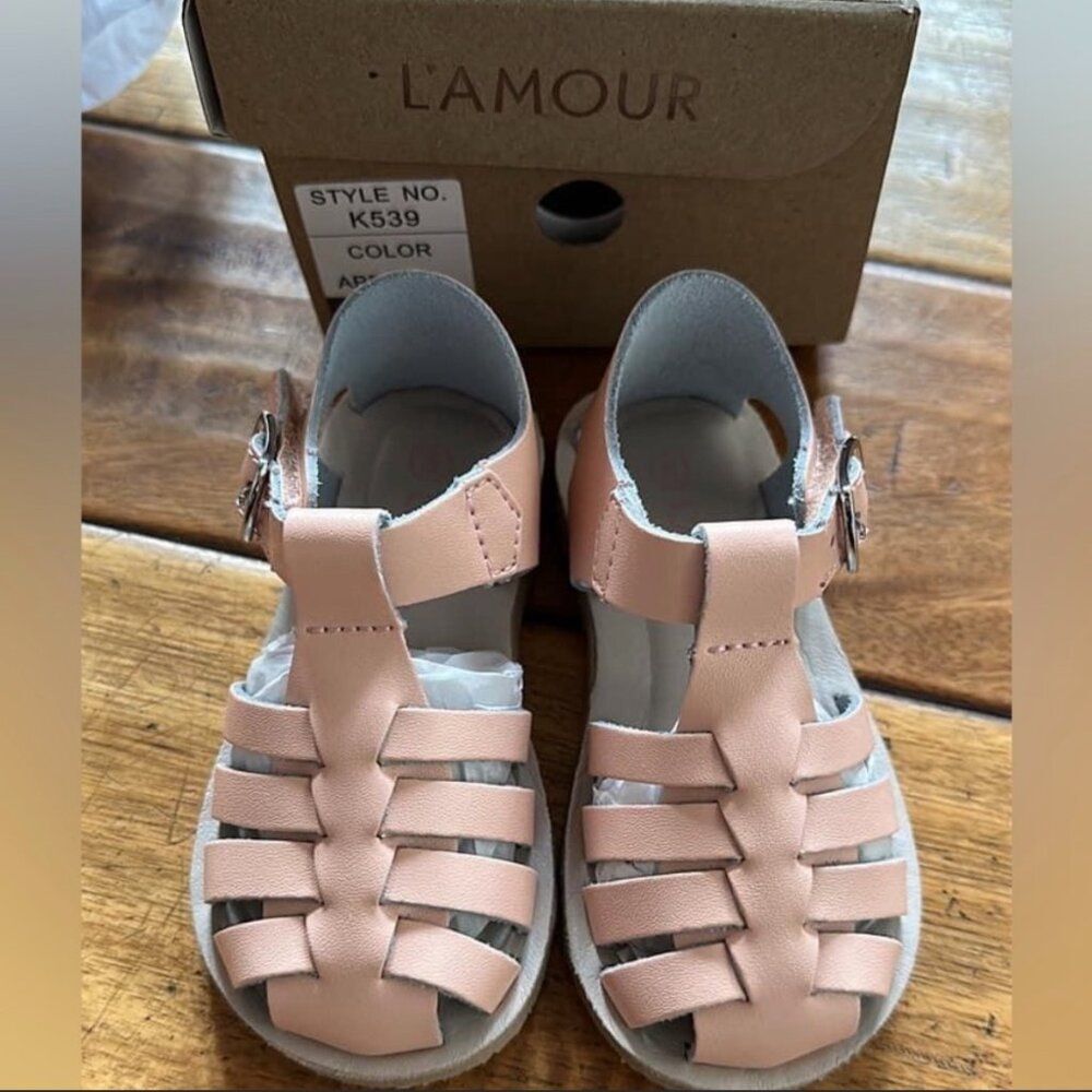 L'Amour Pink Sandals new